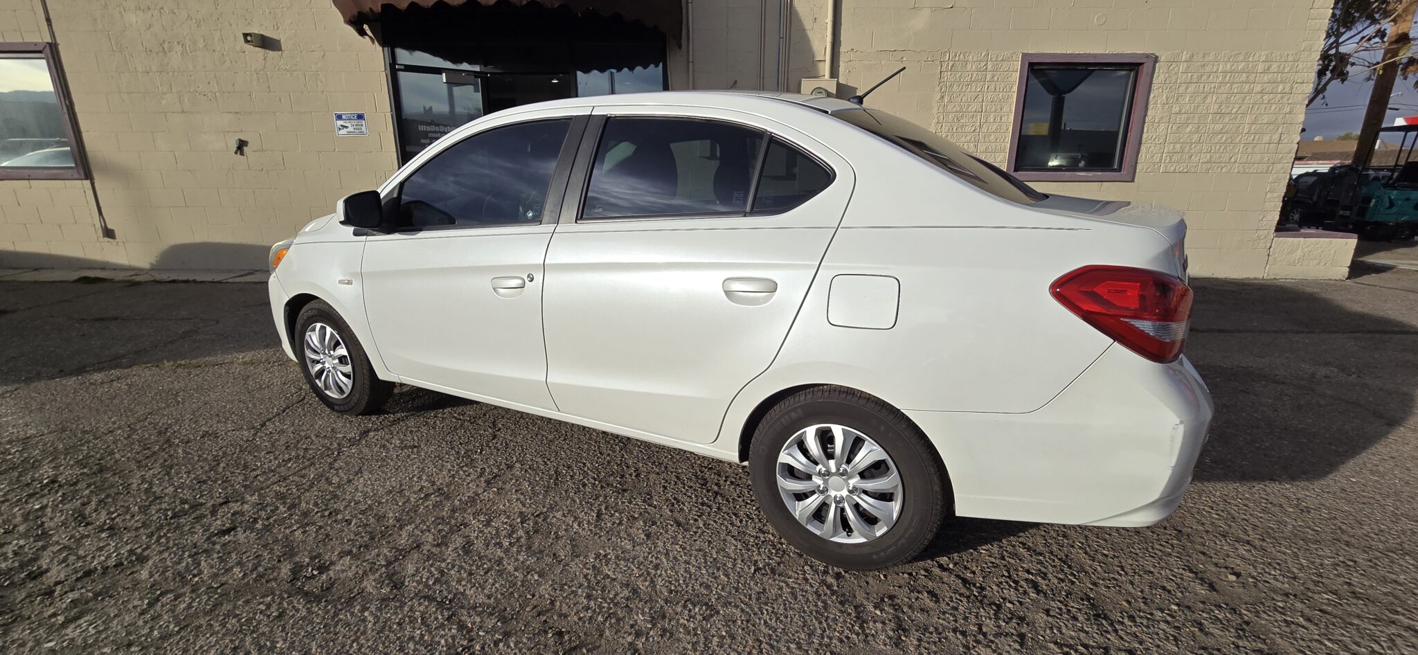 2017 Mitsubishi Mirage G4 ES - Photo 7